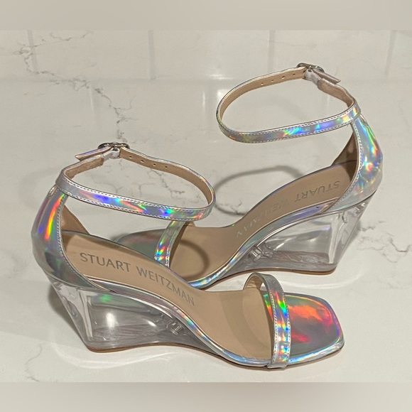 Stuart Weitzman Iridescent Clear Nudist Lucite Leather Wedge Sandal Size 6 New - Picture 5 of 9